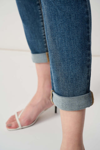 Cropped Jeans With Rolled Hem