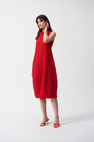 Textured Woven Sleeveless Cocoon Dres