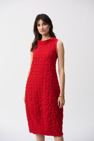 Textured Woven Sleeveless Cocoon Dres