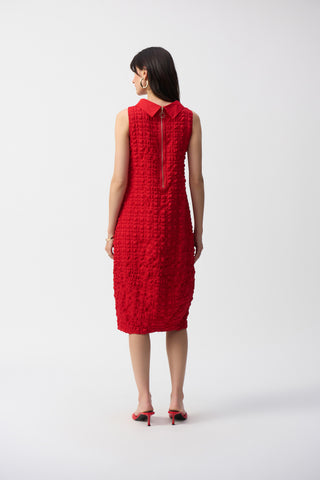 Textured Woven Sleeveless Cocoon Dres