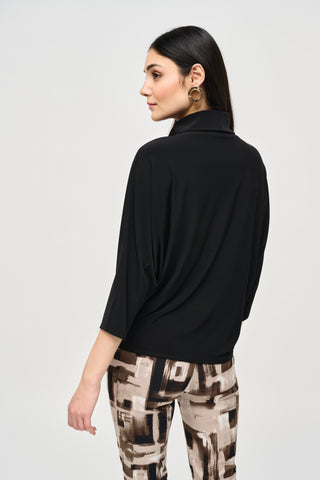 Boxy Top With Eyelets