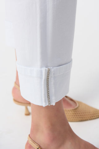 Slim Fit White Cropped Jeans